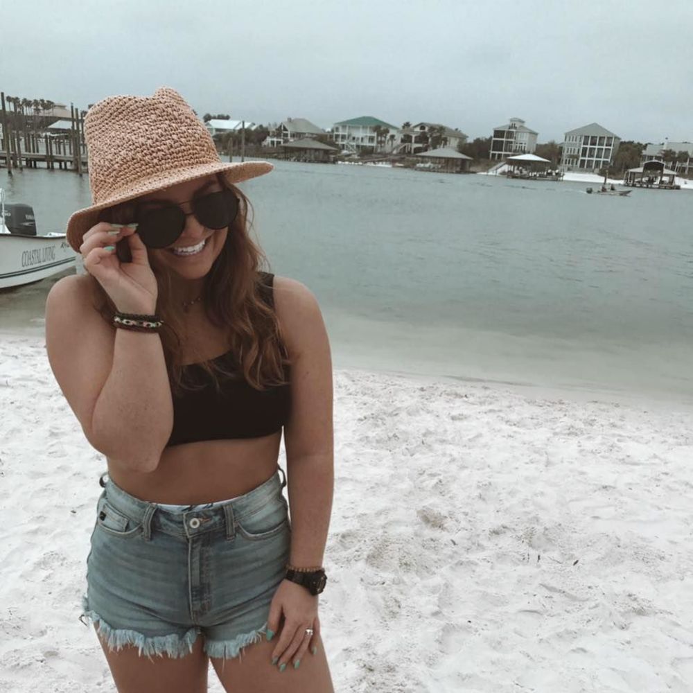 Meet your Posher, Camryn